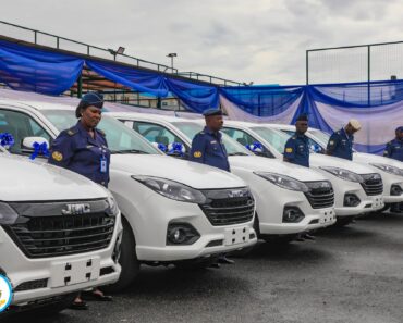Chief Of Air Staff, Abubakar Presents Car Gifts To Air Warrant Officers