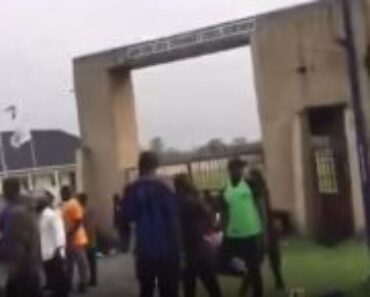 BREAKING: Tension In Rivers As Angry Youths Block Secretariat, Pro-Wike Chairman Flees (VIDEO)