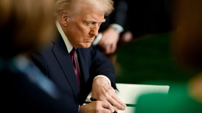 TRUMP-SIGNS-1045x697-1.webp.webp
