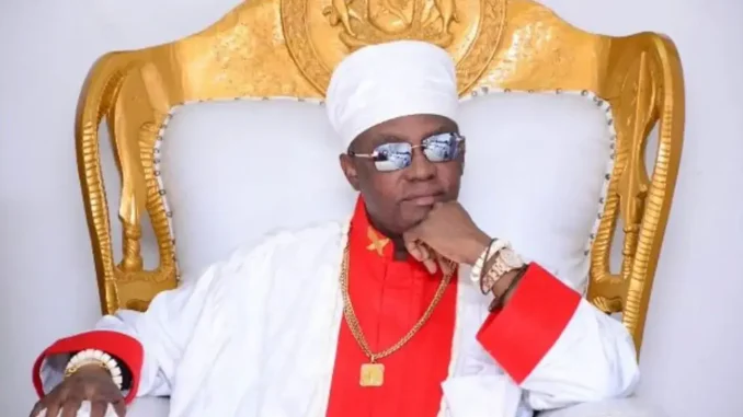 Oba-of-Benin-Eheneden-1