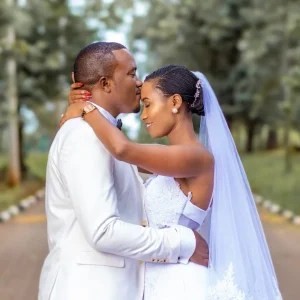 bride-5427659_1920-768x960-1-300x300-1